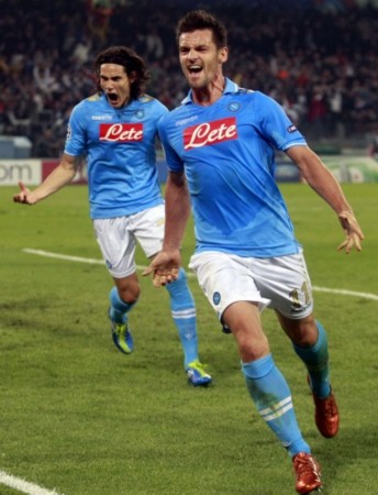 在禁区内 在禁区内